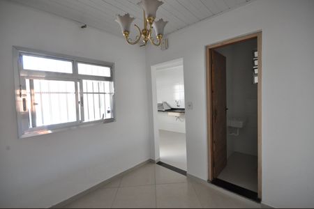 Casa à venda com 76m², 2 quartos e sem vagaCopa