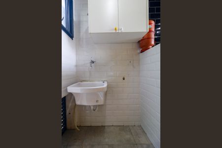 Casa para alugar com 37m², 1 quarto e sem vagaÁrea de Serviço