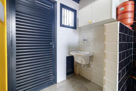 Casa para alugar com 37m², 1 quarto e sem vagaÁrea de Serviço