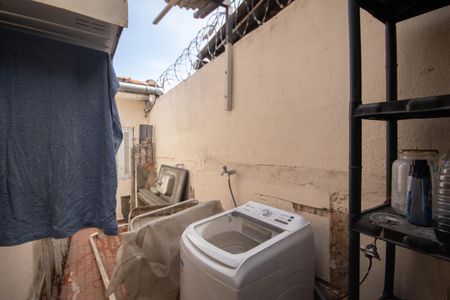 Casa à venda com 165m², 3 quartos e 1 vagaÁrea de Serviço