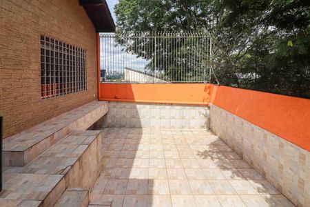 Casa à venda com 281m², 7 quartos e 5 vagas Casa à venda com 281m², 7 quartos e 5 vagasQuintal