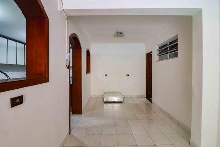 Casa à venda com 281m², 7 quartos e 5 vagas Casa à venda com 281m², 7 quartos e 5 vagasGaragem / Quintal