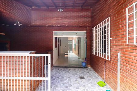 Casa à venda com 281m², 7 quartos e 5 vagas Casa à venda com 281m², 7 quartos e 5 vagasGaragem / Quintal