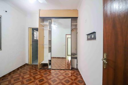 Casa à venda com 281m², 7 quartos e 5 vagas Casa à venda com 281m², 7 quartos e 5 vagasQuarto 4 - Suíte