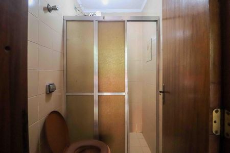 Casa à venda com 281m², 7 quartos e 5 vagas Casa à venda com 281m², 7 quartos e 5 vagasBanheiro de serviço