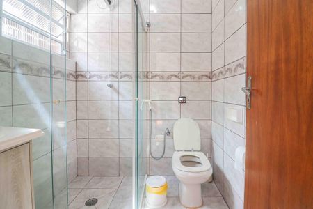 Casa à venda com 281m², 7 quartos e 5 vagas Casa à venda com 281m², 7 quartos e 5 vagasQuarto 2 - Suíte