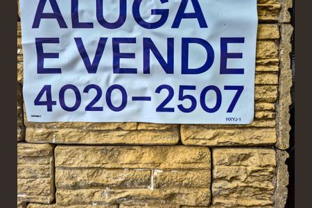 Casa à venda com 281m², 7 quartos e 5 vagas Casa à venda com 281m², 7 quartos e 5 vagasFachada - Plaquinha