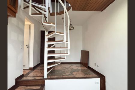 Apartamento à venda com 80m², 1 quarto e 1 vaga Apartamento à venda com 80m², 1 quarto e 1 vagaSala