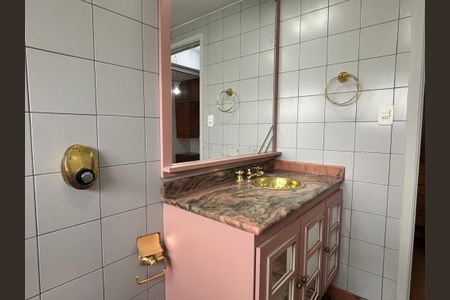 Apartamento à venda com 80m², 1 quarto e 1 vaga Apartamento à venda com 80m², 1 quarto e 1 vagaBanheiro da Suíte