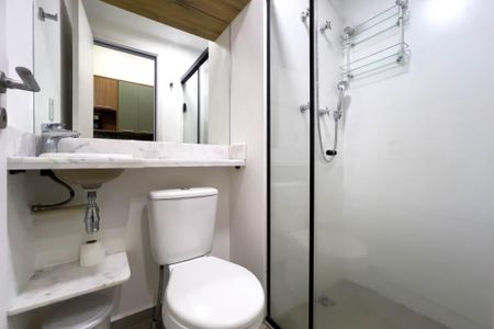 Studio para alugar com 24m², 1 quarto e sem vaga Studio para alugar com 24m², 1 quarto e sem vagaBanheiro Social