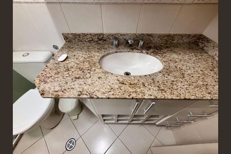 Apartamento à venda com 60m², 2 quartos e 1 vagaBanheiro da Suíte