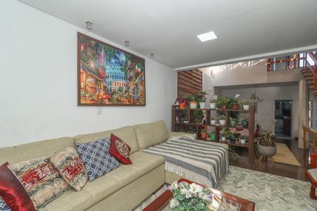Sala de casa à venda com 4 quartos, 400m² em Bom Jesus, Porto Alegre