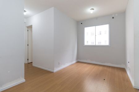 Sala de apartamento para alugar com 2 quartos, 42m² em Jardim São Savério, São Paulo