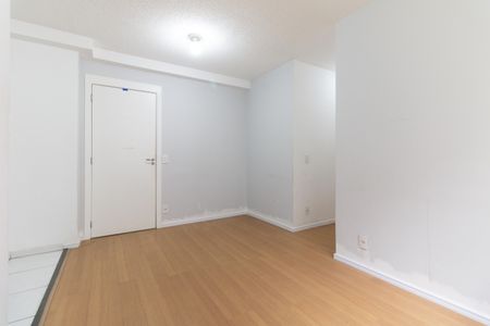 Apartamento para alugar com 42m², 2 quartos e sem vaga Apartamento para alugar com 42m², 2 quartos e sem vagaSala