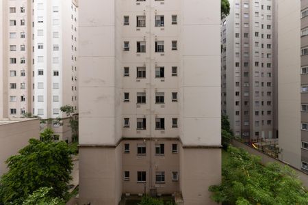 Apartamento para alugar com 42m², 2 quartos e sem vaga Apartamento para alugar com 42m², 2 quartos e sem vagaVista do Quarto 2