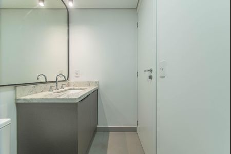 Studio para alugar com 33m², 1 quarto e sem vaga Studio para alugar com 33m², 1 quarto e sem vagaBanheiro