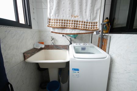 Área de Serviço de apartamento para alugar com 2 quartos, 78m² em Aviação, Praia Grande