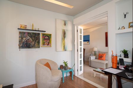 Apartamento à venda com 58m², 2 quartos e 1 vagaEscritório