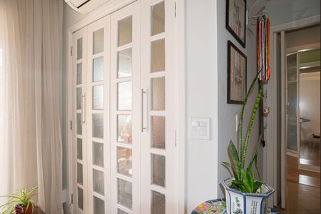 Apartamento à venda com 58m², 2 quartos e 1 vagaEscritório