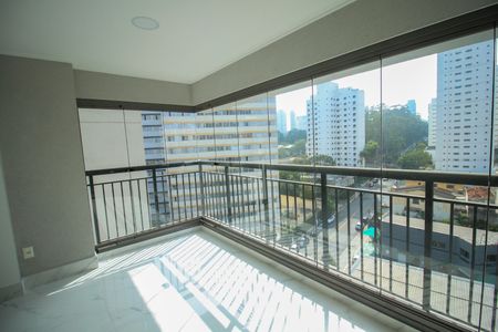 Apartamento à venda com 97m², 3 quartos e 2 vagasVaranda