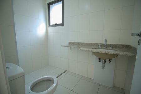 Apartamento à venda com 97m², 3 quartos e 2 vagasBanheiro da Suíte 1