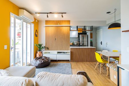 Apartamento para alugar com 68m², 2 quartos e 1 vaga Apartamento para alugar com 68m², 2 quartos e 1 vagaSala