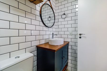 Apartamento para alugar com 68m², 2 quartos e 1 vaga Apartamento para alugar com 68m², 2 quartos e 1 vagaBanheiro social