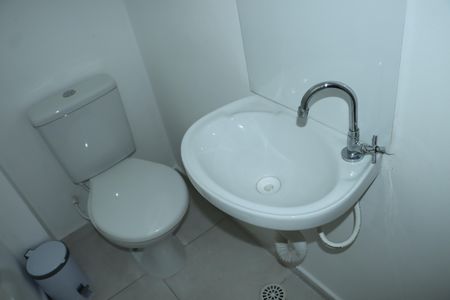 Casa de Condomínio para alugar com 2 quartos, 60m² em Maranhão, Cotia