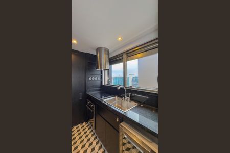 Apartamento para alugar com 90m², 1 quarto e 2 vagasCozinha e Área de Serviço