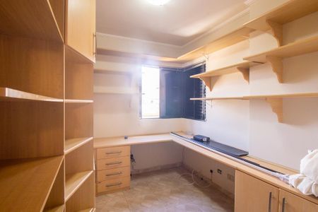 Quarto 1 de apartamento para alugar com 3 quartos, 102m² em Rebouças, Curitiba