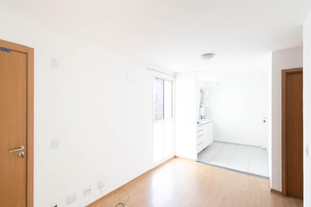 Sala de apartamento para alugar com 2 quartos, 47m² em Campo Grande, Rio de Janeiro