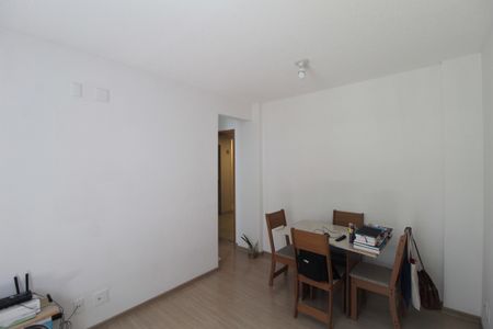 Sala de apartamento para alugar com 2 quartos, 47m² em Indaiá, Belo Horizonte