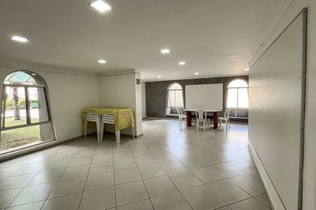 Apartamento à venda com 68m², 2 quartos e 1 vagaÁrea Comum