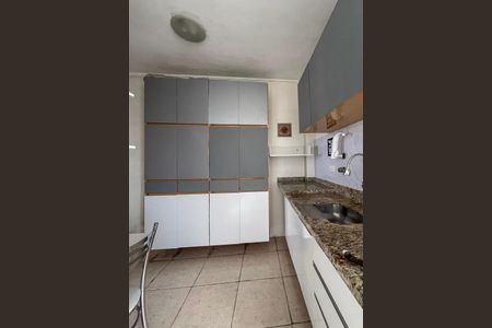 Apartamento à venda com 68m², 2 quartos e 1 vagaCozinha