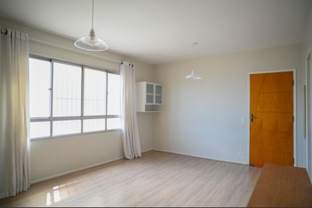 Apartamento à venda com 68m², 2 quartos e 1 vaga Apartamento à venda com 68m², 2 quartos e 1 vagaSala