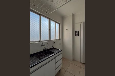Apartamento à venda com 68m², 2 quartos e 1 vagaÁrea de Serviço