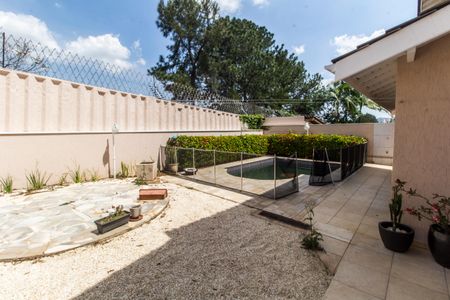 Casa de condomínio para alugar com 334m², 4 quartos e 4 vagas Casa de condomínio para alugar com 334m², 4 quartos e 4 vagasPiscina