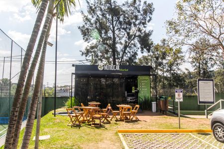 Casa de condomínio para alugar com 334m², 4 quartos e 4 vagas Casa de condomínio para alugar com 334m², 4 quartos e 4 vagasMercado