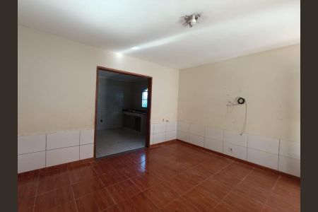 Sala de casa para alugar com 2 quartos, 120m² em Heliópolis, Belford Roxo
