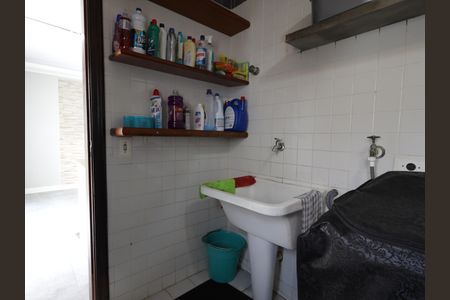 Casa à venda com 435m², 3 quartos e 3 vagasÁrea de Serviço