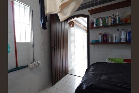 Casa à venda com 435m², 3 quartos e 3 vagasÁrea de Serviço