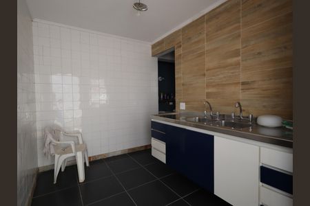 Casa à venda com 435m², 3 quartos e 3 vagasEdicula