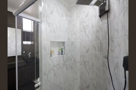 Casa à venda com 435m², 3 quartos e 3 vagasBanheiro da Suíte 1