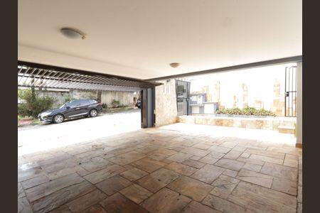 Casa à venda com 435m², 3 quartos e 3 vagasGaragem