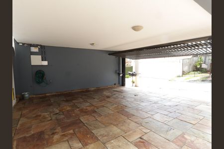 Casa à venda com 435m², 3 quartos e 3 vagasGaragem