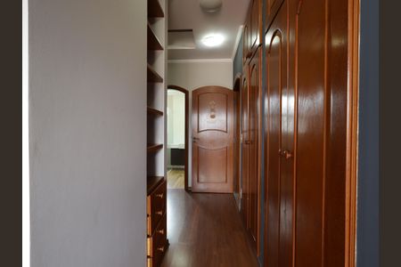 Casa à venda com 435m², 3 quartos e 3 vagasCloset da suíte 3