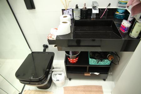 Casa à venda com 275m², 3 quartos e 3 vagasBanheiro Suíte 2 ( closet ) 