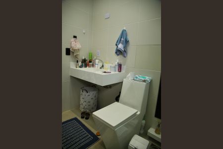 Casa à venda com 275m², 3 quartos e 3 vagasBanheiro Suíte 3 