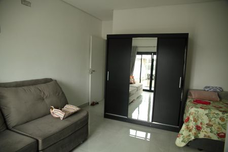 Casa à venda com 275m², 3 quartos e 3 vagasSuíte 3 