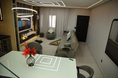 Casa à venda com 275m², 3 quartos e 3 vagasSala